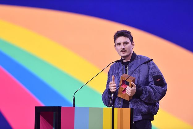 Sekretne życie uczuciowe Dawida Podsiadły. Od lat ukrywał swoje miłości, w końcu jedna zdobyła jego serce...