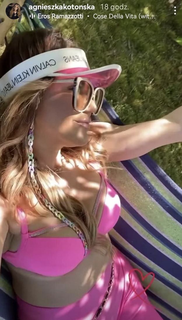 Metamorfoza Agnieszki Kotońskiej z "Gogglebox. Przed telewizorem": schudła tak bardzo, że TONIE w legginsach (FOTO)