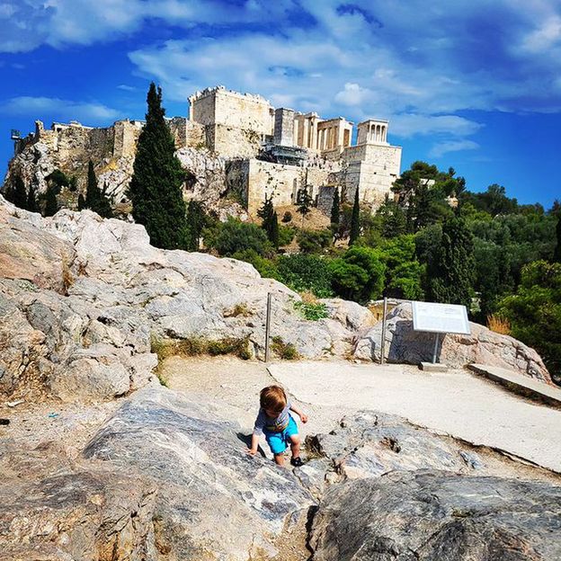 Justyna Kowalczyk opublikowała nowe zdjęcie syna z malowniczych wzgórz Grecji (FOTO)