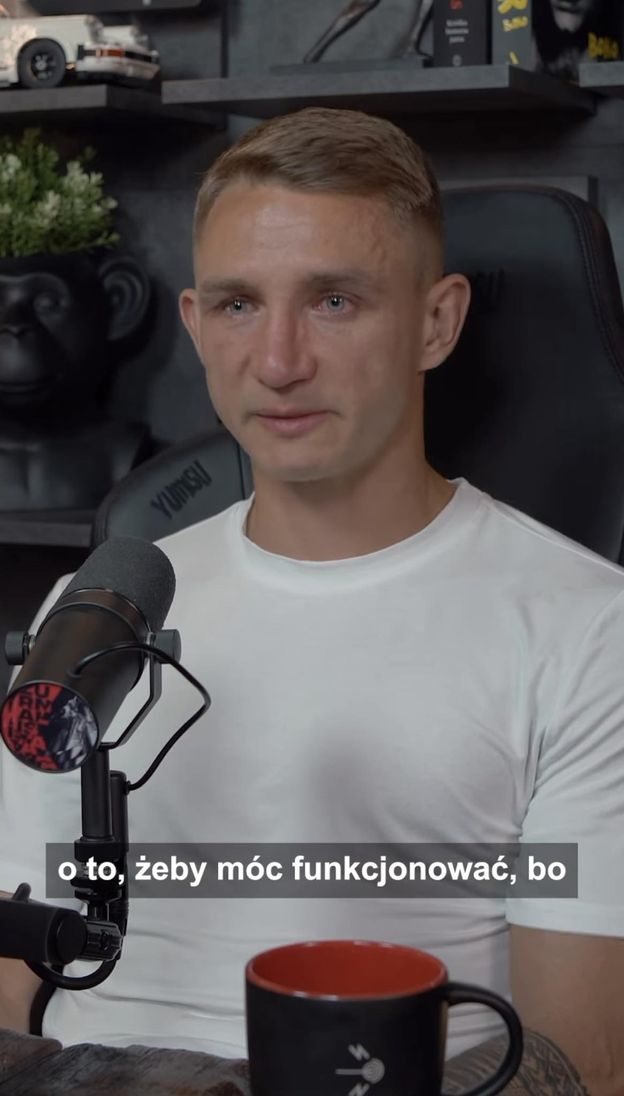 Internauta o Jakubie Rzeźniczaku: "Kolejną zostawi, jak będzie w ciąży". Szybko zareagował (FOTO)