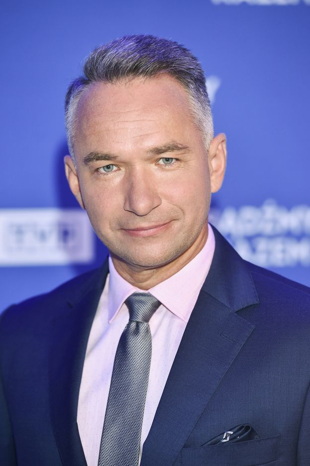 Rafał Patyra prowadził religijny program w TVP. W przeszłości zdradził żonę i WPADŁ z kochanką: "Bóg wziął sprawy w swoje ręce"