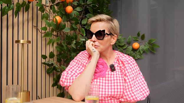 Zalana łzami Paulina Smaszcz gorzko o Kurzajewskim w dokumencie o hejcie: "Jakbym wylądowała na wózku, to by mnie ODDAŁ GDZIEKOLWIEK"