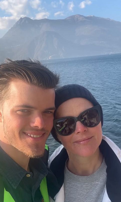 Monika Richardson kupiła synowi mieszkanie w zabytkowej kamienicy za GOTÓWKĘ. Zdradziła, skąd miała taką kwotę