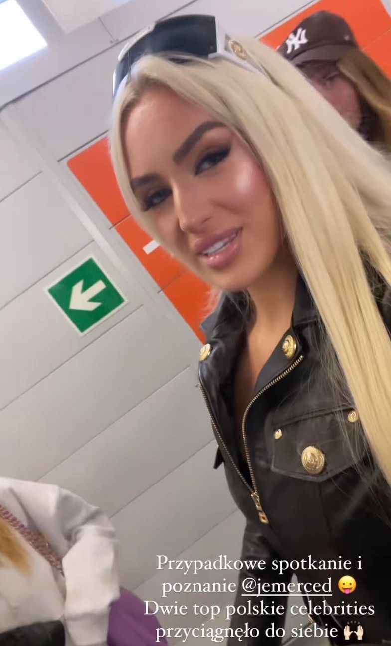 Jessica Mercedes ucieka przed Caroline Derpienski