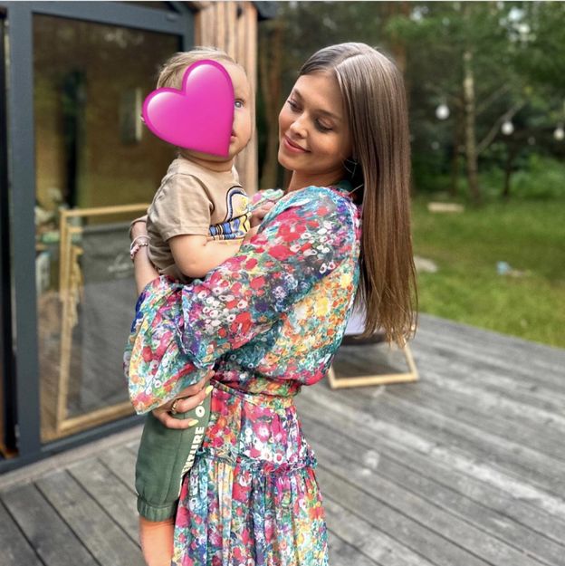 Joanna Opozda w OSTREJ dyskusji z internautką nawiązuje do Królikowskiego? "Ojciec dziecka ostatni raz widział je osiem miesięcy temu"