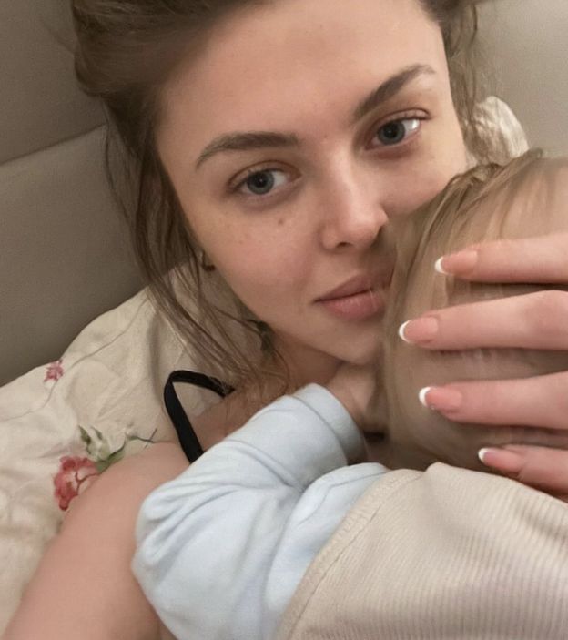 Joanna Opozda w OSTREJ dyskusji z internautką nawiązuje do Królikowskiego? "Ojciec dziecka ostatni raz widział je osiem miesięcy temu"