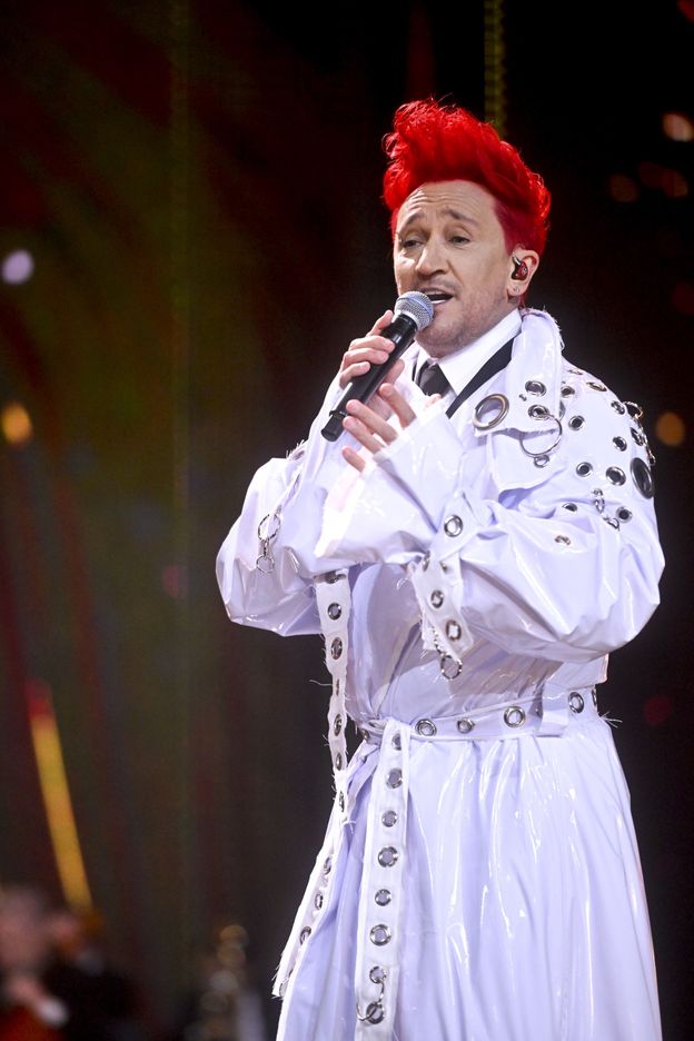 Michał Wiśniewski od lat zmaga się z nieuleczalną chorobą. "Zaczęło mi to atakować twarz"