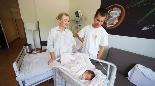 Wersow w nowym filmiku pokazała TWARZ CÓRKI! "Ale jest do Ciebie podobna!" (FOTO)