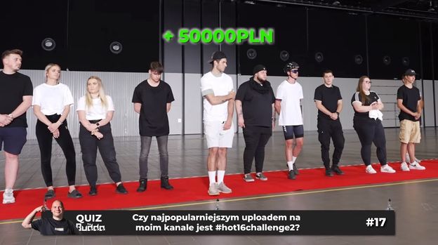 Influencer POTWIERDZA, że podrzucił pieniądze pod dom dziecka i ogłasza: "Rozdałem MILION ZŁOTYCH"
