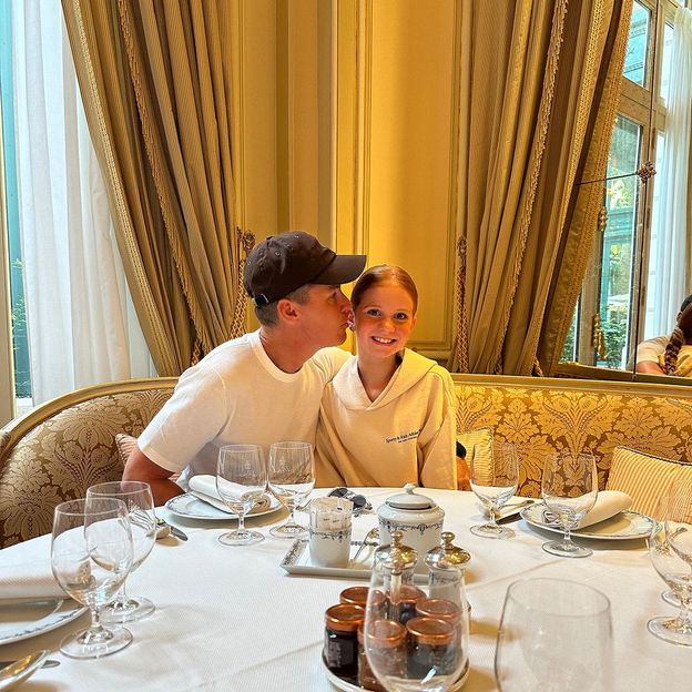 Pixie Curtis ma 11 lat i MILIONY na koncie. Tak korzysta ze swojej FORTUNY: luksusowe zakupy i prywatny odrzutowiec (ZDJĘCIA)