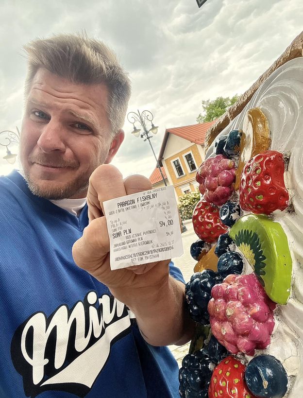 Filip Chajzer otwiera BEZALKOHOLOWĄ KNAJPĘ, w której będzie kelnerem: "To miejsce wysokowibracyjne"