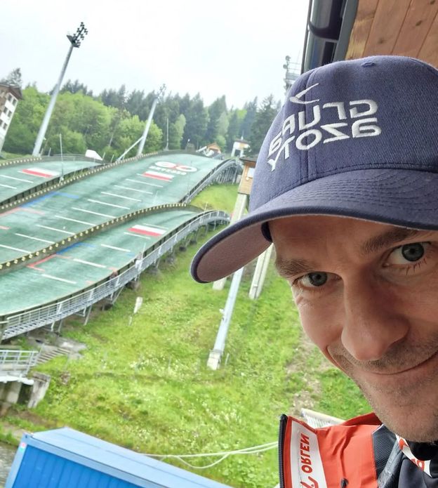 Jakie wykształcenie ma Piotr Żyła? Wielu może być zaskoczonym jego naukowym osiągnięciem