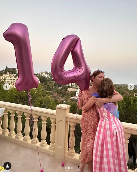 Tak wyglądały 14. urodziny starszej córki Koroniewskiej i Dowbora. Do Hiszpanii zawitała nawet babcia Janiny (ZDJĘCIA)