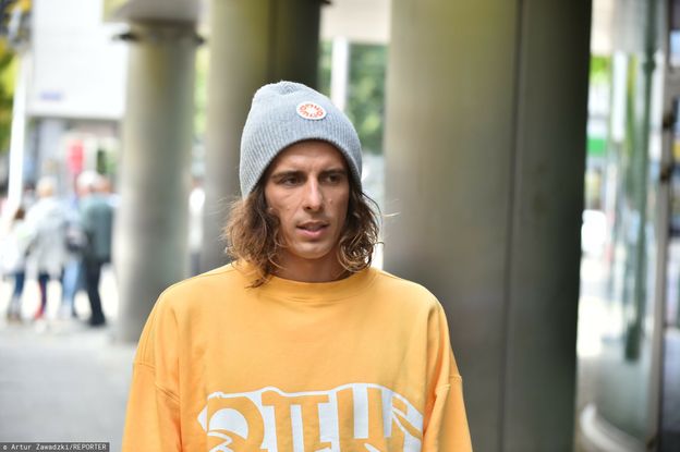 Brat Roberta Karasia przerywa milczenie. Nazywa go "wulgarnym" oraz "aroganckim" i wyznaje: "Zostałem ZABLOKOWANY dwa lata temu" (FOTO)