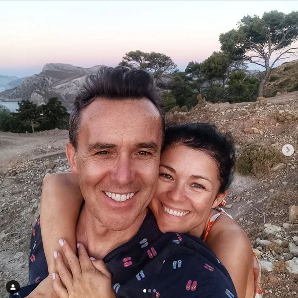 Maciej Kurzajewski pozdrawia z greckich wakacji. Do zdjęć dołączył WYMOWNY podpis