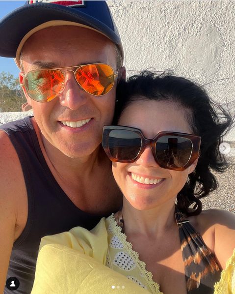 Maciej Kurzajewski pozdrawia z greckich wakacji. Do zdjęć dołączył WYMOWNY podpis