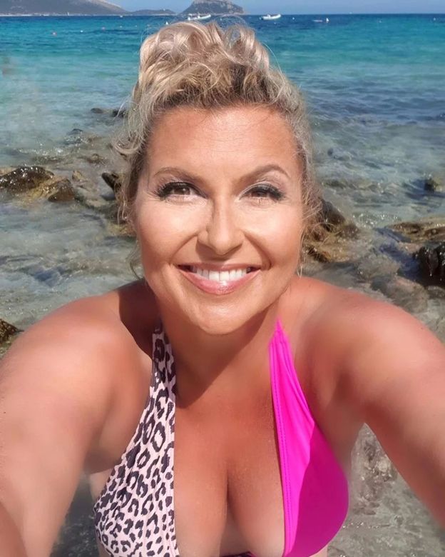 Katarzyna Skrzynecka pozuje w bikini i apeluje do fanek: "Grubsza wcale nie musi oznaczać NIEAPETYCZNA" (FOTO)