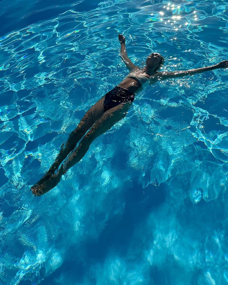 Anja Rubik pozdrawia z Grecji