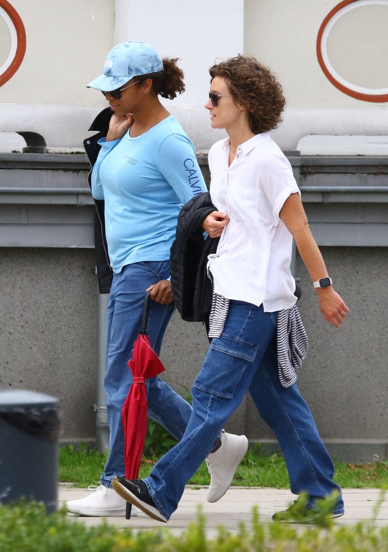 Artur Żmijewski z żoną, córką i jej partnerką w Sopocie