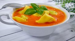 Zupa pomidorowa z tortellini. Jak zrobić aromatyczny krem