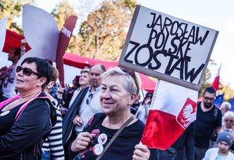 Zobaczcie, co się działo na marszu KOD-u w Warszawie (ZDJĘCIA)