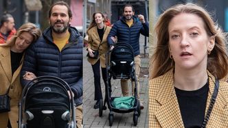 Lara Gessler i Piotr Szeląg spacerują po Warszawie z synem. Rodzinka jak z obrazka? (ZDJĘCIA)