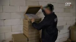 Papierosy pakowali w kartony na pizzę. Nielegalna fabryka zlikwidowana