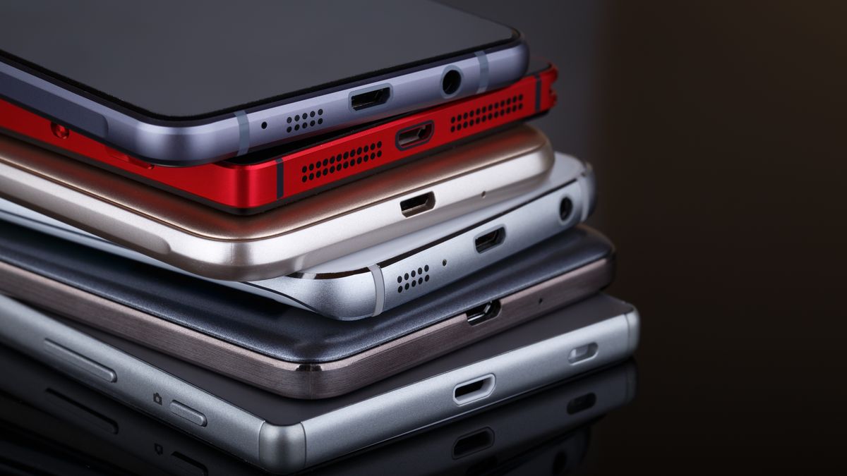 Telefon; telefony; smartfon; smartfony