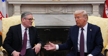 Kolejna wizyta bez efektu. "Le Monde" komentuje rozmowy Starmera i Trumpa