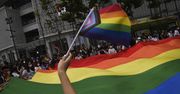 Blokował ciężarówkę z hasłami anty-lgbt. Sąd go uniewinnił