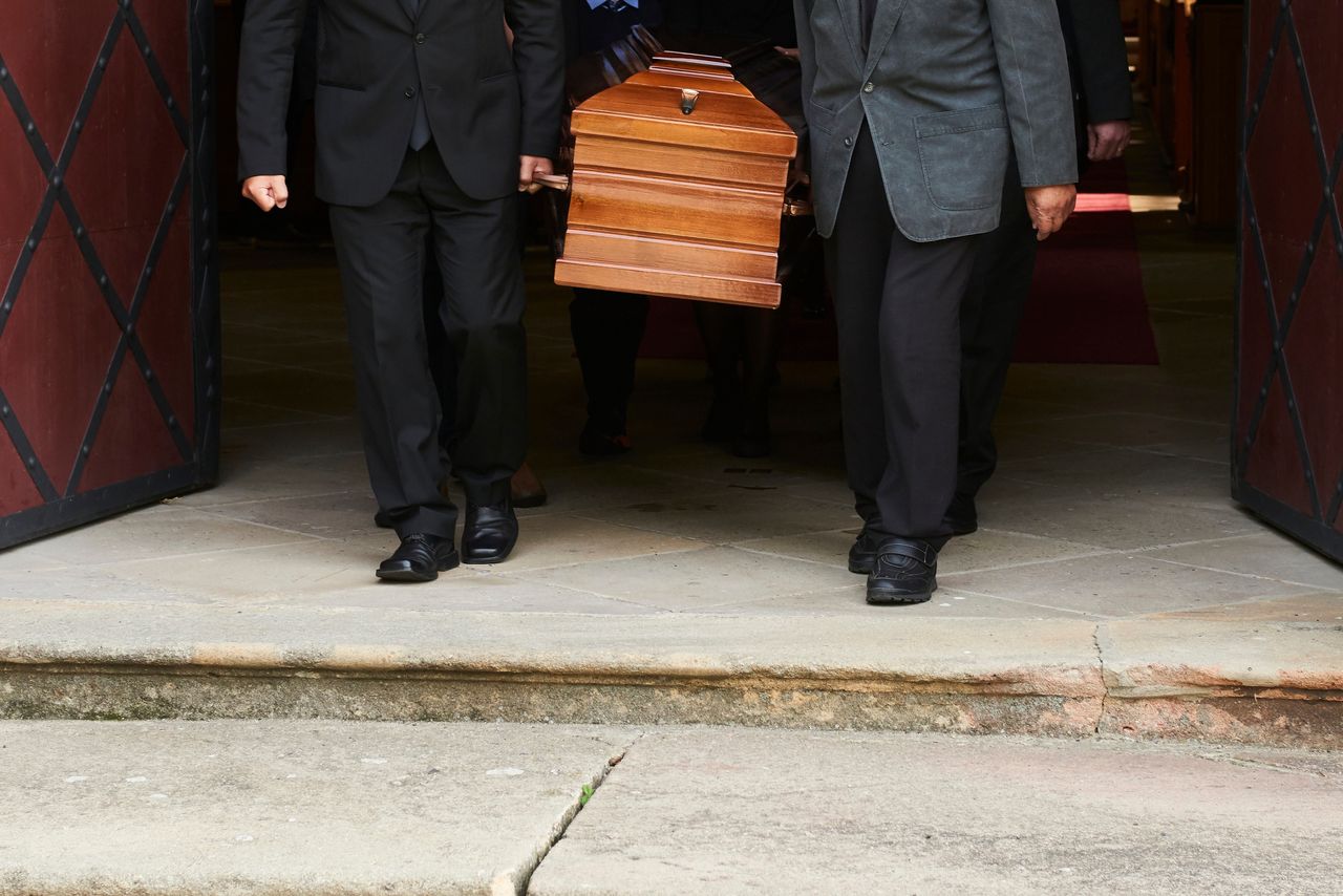 Oto szara strefa w branży funeralnej. Jej wartość szacuje się nawet na miliardy zł