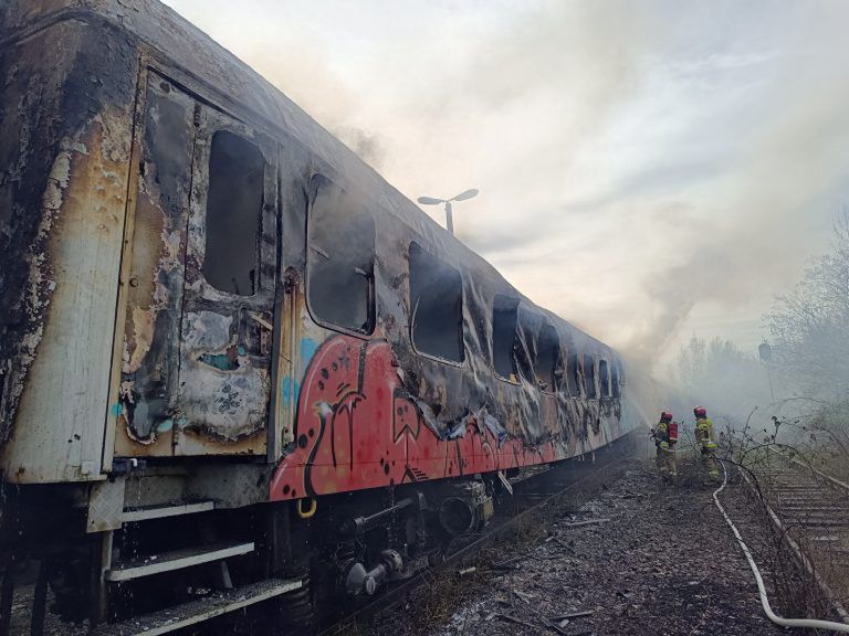 Podpalenie wagonów kolejowych