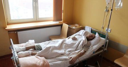 Pogoda nie sprzyja transportowi znalezionego w Tatrach mężczyzny