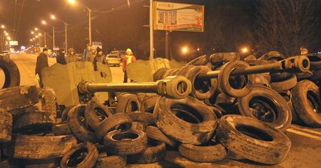 Rewolucja na Ukrainie. Wojsko może włączyć się do akcji antyterrorystycznej