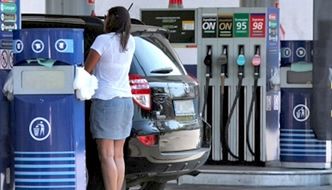 Koniec podwyżek cen paliw. Chroni nas mocna waluta