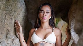 Zachwyciła w bikini. To żona gwiazdora Realu Madryt