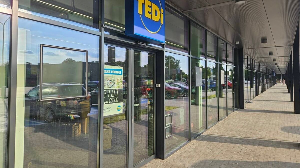 Tedi w Parku Handlowym GDL przy ul. Piaseckiej w Świdniku