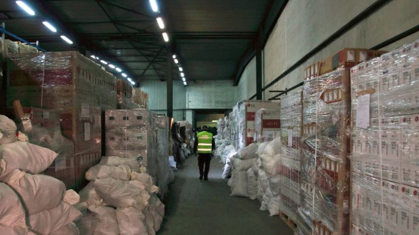 Funkcjonariusze skarbowi zarekwirowali całe magazyny towaru