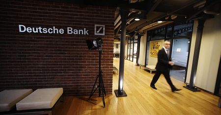 Deutsche Bank na giełdowym dnie. Ponad miliard euro wyparowało w dwa dni