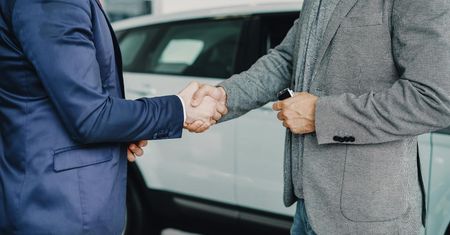 Jak samodzielnie przygotować auto do sprzedaży?