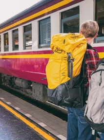 Breakthrough. Romanian students studying abroad will now receive cheaper train tickets. Where do pupils have access to free transportation