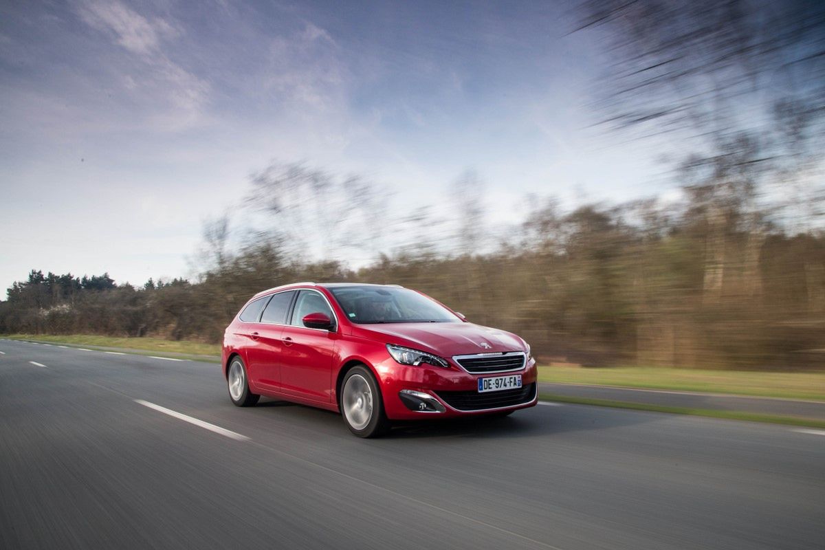Peugeot 308 SW 1,2 e-THP 130 - pierwsza jazda [galeria] 31