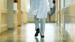 Ponad 2,7 mln zł dla radiologa! Szpital płacił za czekanie