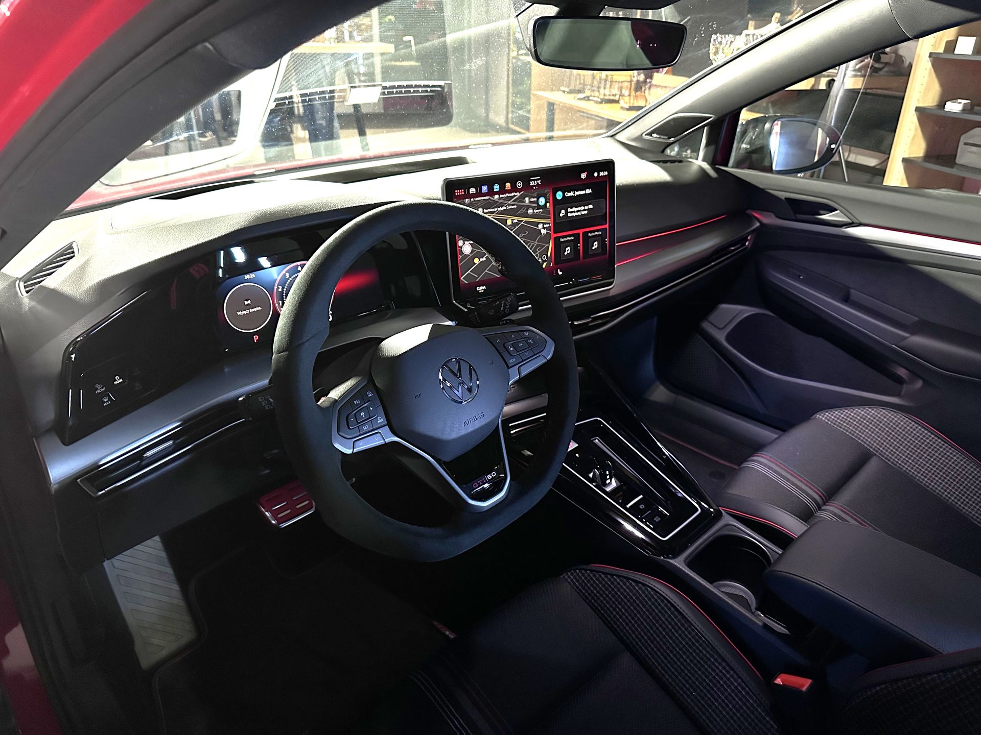 Volkswagen Golf GTI Edition 50