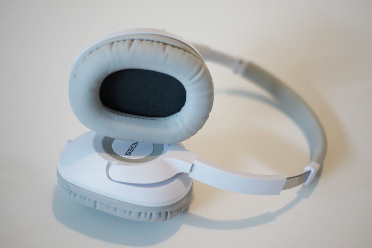 Koss UR42iw – test „towarzyskich” słuchawek nie tylko do muzyki