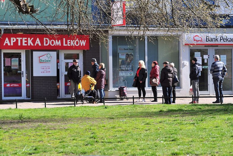 Polacy ruszyli do aptek. Skorzystał dystrybutor leków 