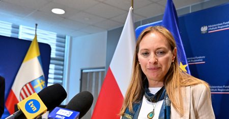 Odpowiadają ministrze ws. podniesienia wieku emerytalnego. "Gospodarka domaga się takiego ruchu"