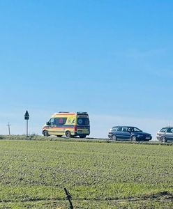 Wiózł na motocyklu 18-latkę, zginęła na miejscu. Dramat na A1