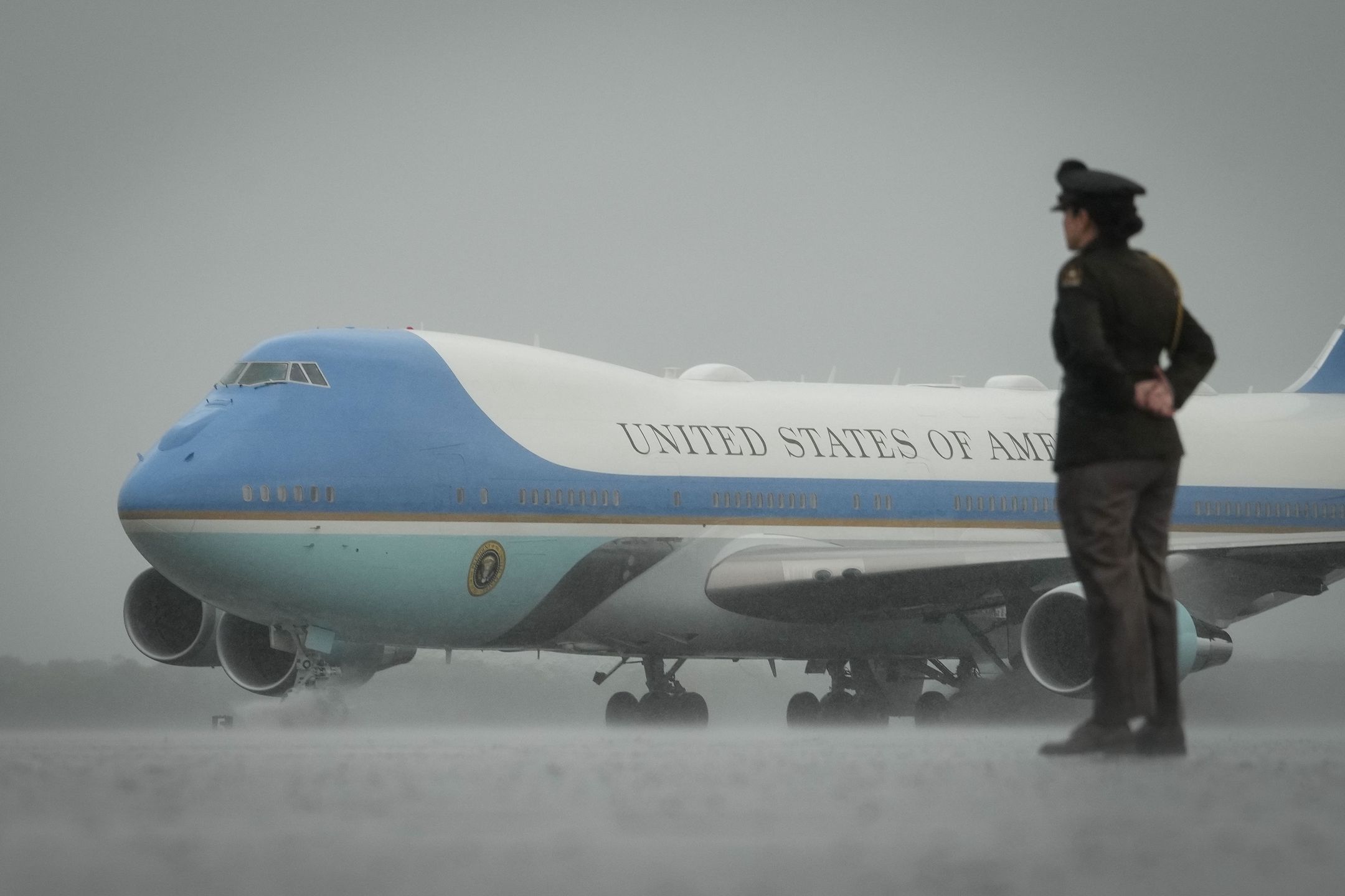 HOUSTON, TEXAS - MARCH 21: President Joe Biden arrives on Air Force One at Ellington Field Joint Reserve Base on Thursday, March 21, 2024, in Houston. (Jon Shapley/Houston Chronicle via Getty Images)