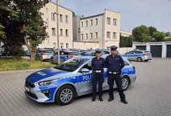 Wrocław. Kobieta zaczęła rodzić w samochodzie. Policjanci stanęli na wysokości zadania